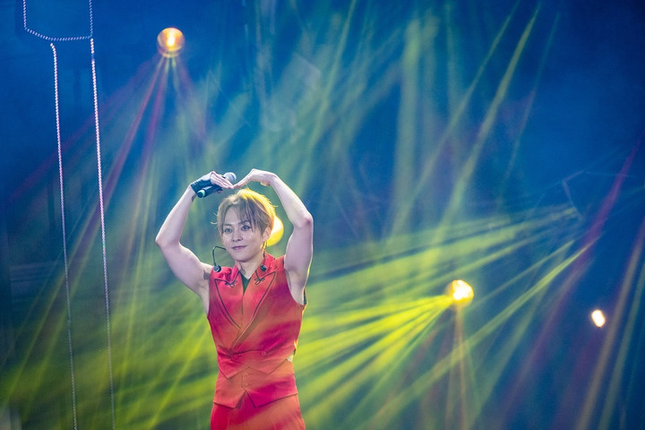 Idol XIUMIN cùng 100.000 khán giả bùng nổ trong đêm nhạc tại 'đảo thiên đường' Vũ Yên - 1