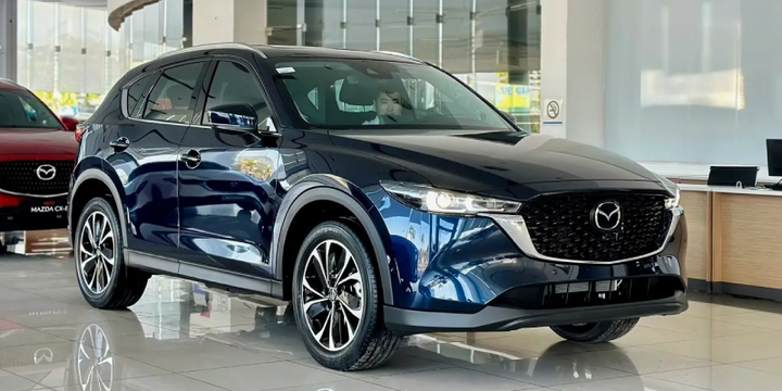Mazda CX-5 Luxury là một phiên bản cao cấp của mẫu SUV phổ biến của Mazda CX-5. (Ảnh: Mazda Phạm Văn Đồng)