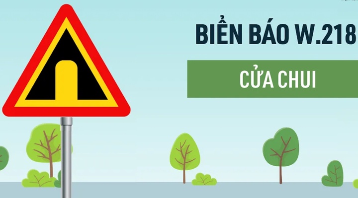 Biển báo cửa chui.