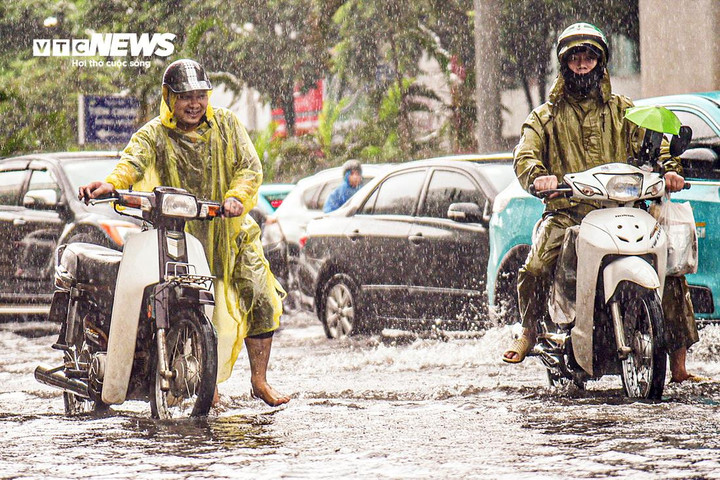 Dự báo ngày mai 8/6, miền Bắc cục bộ mưa to. (Ảnh minh hoạ: Đắc Huy).