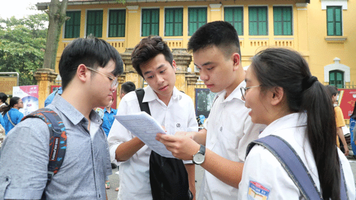 Thủy thủ lái tàu mang lại mức lương hấp dẫn. (Ảnh minh họa)
