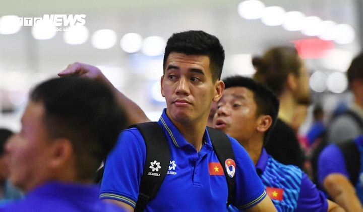 Tiến Linh vừa ghi 2 bàn và anh trở thành niềm hi vọng trên hàng công của đội tuyển Việt Nam.