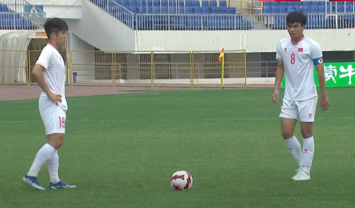 U19 Việt Nam gặp khó khăn. (Ảnh chụp màn hình)