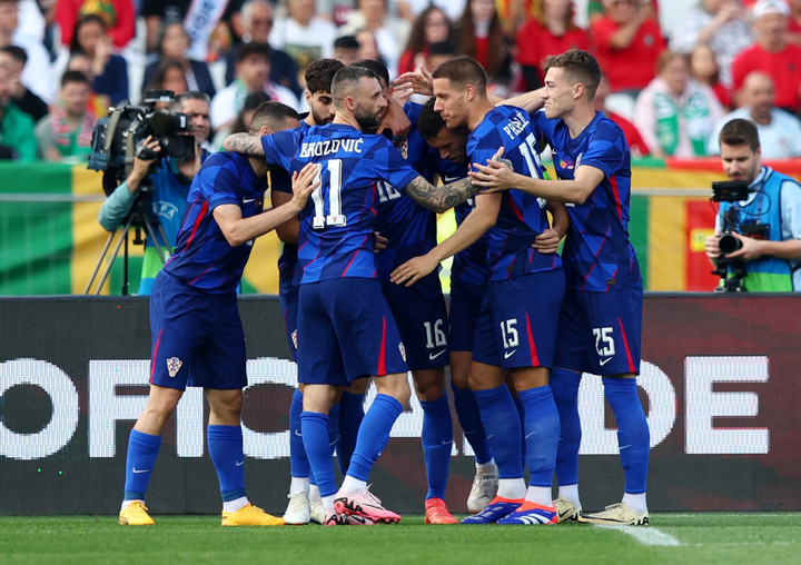 ĐT Croatia dứt điểm trận đấu với bàn thắng của Ante Budimir ở phút 56. Nguồn: Reuters