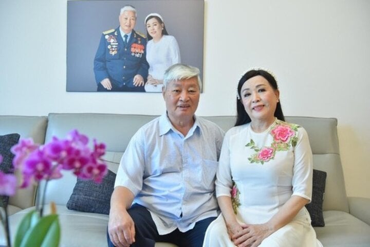 NSND Thu Hiền và chồng là Anh hùng Lực lượng vũ trang Vũ Ngọc Đỉnh.