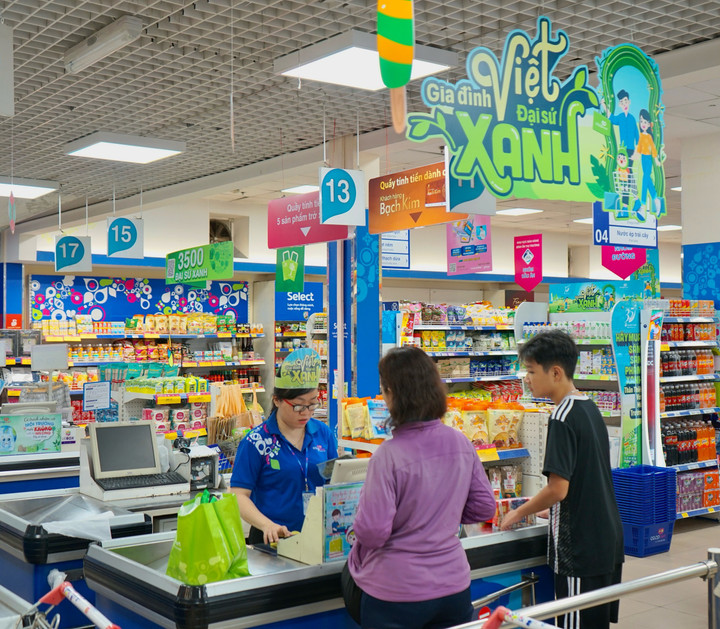 Gia đình Việt - Đại sứ xanh kéo dài trong 21 ngày với nhiều hoạt động hấp dẫn.