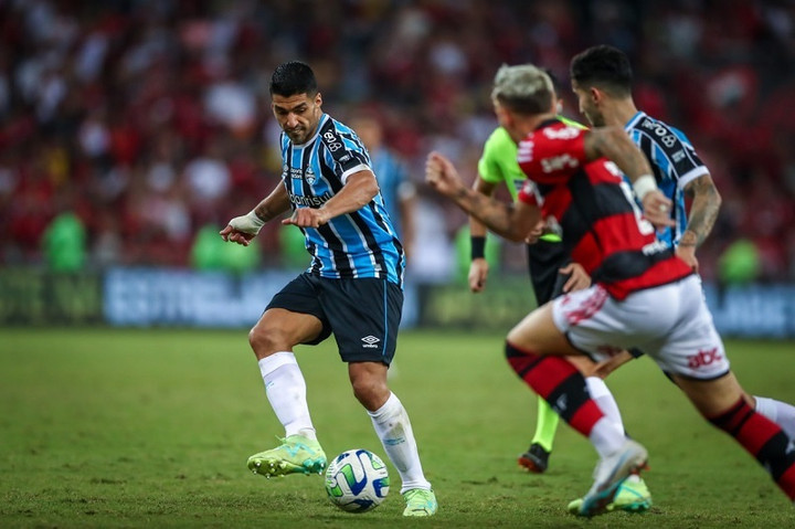 Flamengo chạm trán Gremio tại giải VĐQG Brazil
