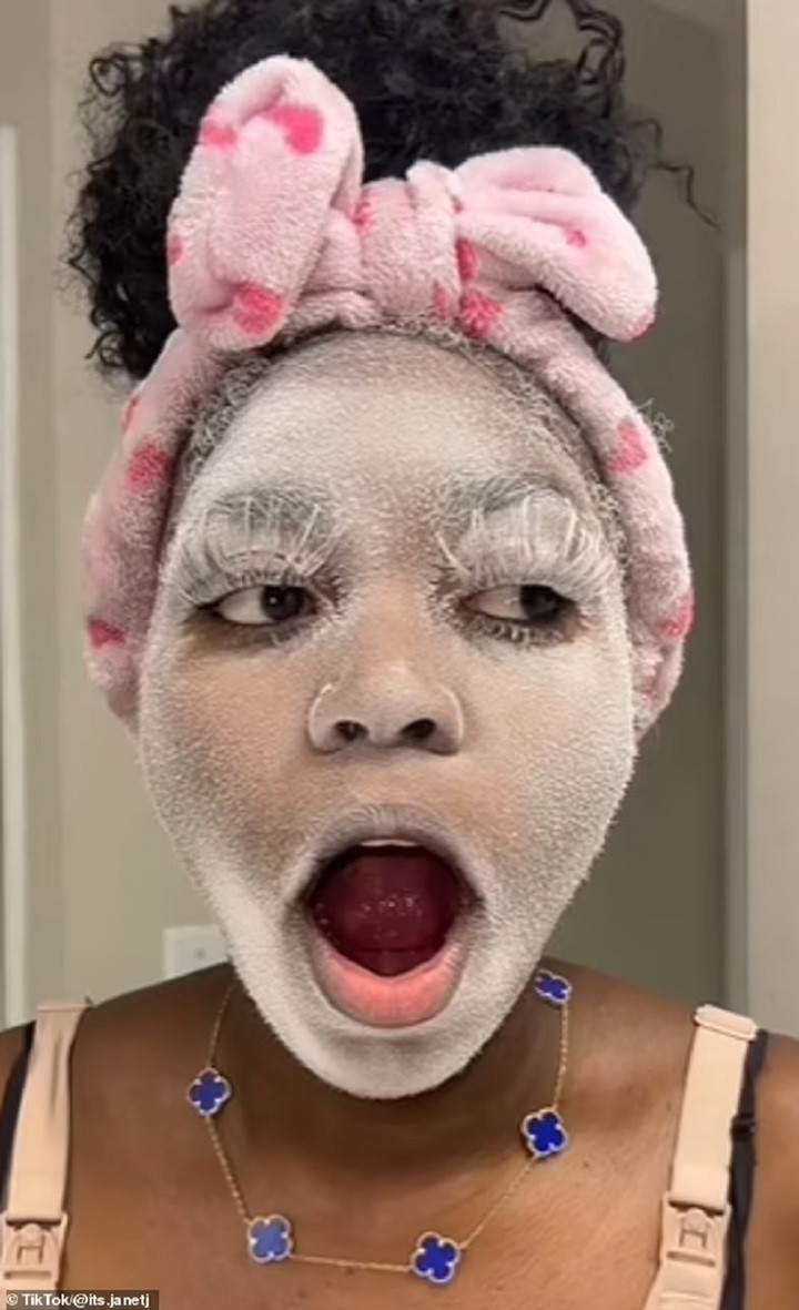 Nhiều người dùng cho rằng đây là phương pháp loại bỏ lông mặt hiệu quả. (Ảnh: Daily Mail)