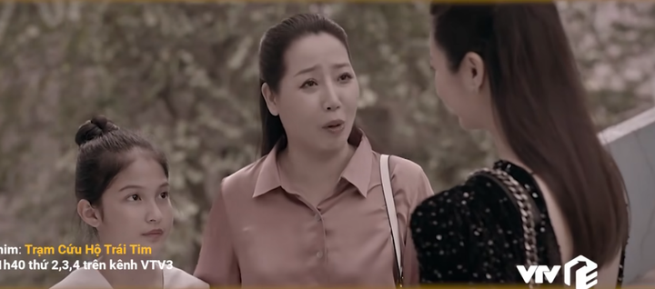 Trong tập 42 phim "Trạm cứu hộ trái tim", An Nhiên từ bỏ ước mơ, ôm mối thù hận với mẹ con bà Hạ Lan vì bị bà từ chối giúp thi lại.