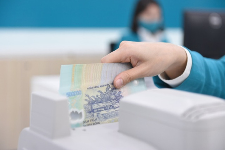 Nên chọn ngân hàng uy tín để gửi tiền. (Ảnh minh họa)