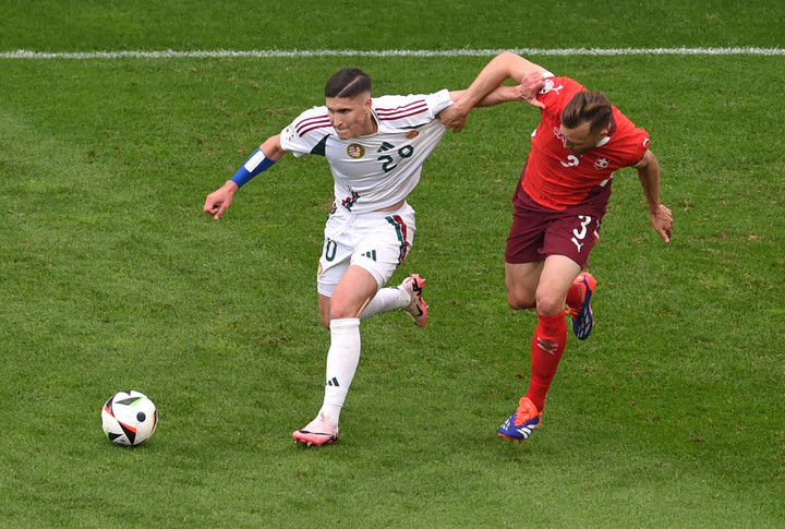 Đội tuyển Hungary chơi không tốt từ tuyến dưới. (Ảnh: Reuters)