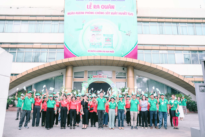 Không khí sôi động trong Lễ ra quân