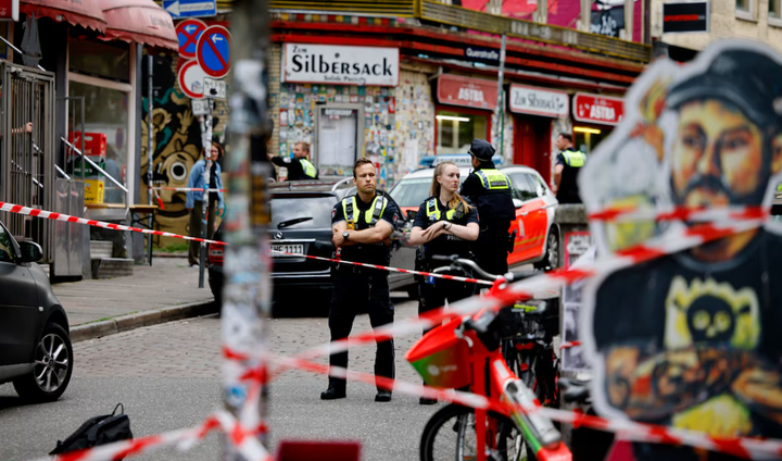Cảnh sát Đức phong toả hiện trường.