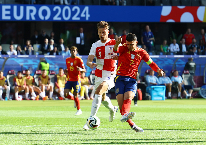 Tây Ban Nha tham dự EURO 2024 là phiên bản ít ngôi sao nhất kể từ sau chức vô địch châu Âu năm 2008. Dẫu vậy, huấn luyện viên Luis de la Fuente xây dựng được đội bóng rất đáng xem với bộ khung mới, dựa vào những tài năng trẻ.