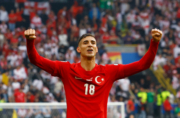 Muldur - cầu thủ thuộc biên chế câu lạc bộ Fenerbahce - ghi bàn đầu tiên cho Thổ Nhĩ Kỳ ở EURO 2024. (Ảnh: Reuters)