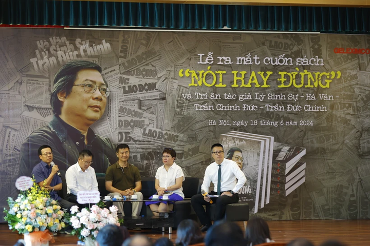 Nhà báo Đỗ Doãn Hoàng chia sẻ nhà báo Trần Đức Chính là người thầy có ảnh hưởng đến con đường nghề nghiệp của anh rất nhiều.