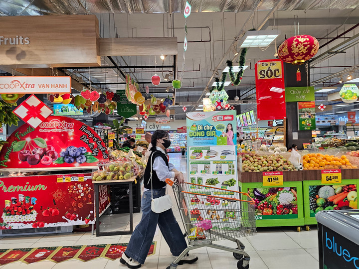 "Đi chợ đồng giá" được áp dụng cho nhiều mặt hàng với giá chỉ từ 7.000 đồng.