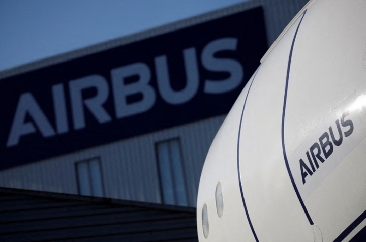 Trung Quốc có thể nhắm vào tập đoàn hàng không vũ trụ châu Âu Airbus như một động thái đáp trả mạnh mẽ việc EU tăng thuế xe điện. (Ảnh: Reuters)