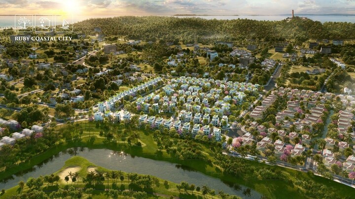 Tọa lạc ở trung tâm quận Đồ Sơn, quần thể Ruby Coastal City gây ấn tượngvới địa thế hiếm có khó tìm “lưng tựa núi Rồng, mặt hướng biển Đông”.