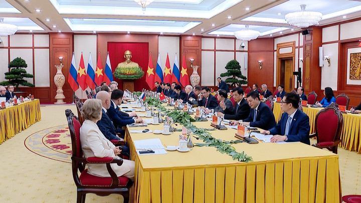 Toàn cảnh hội đàm.