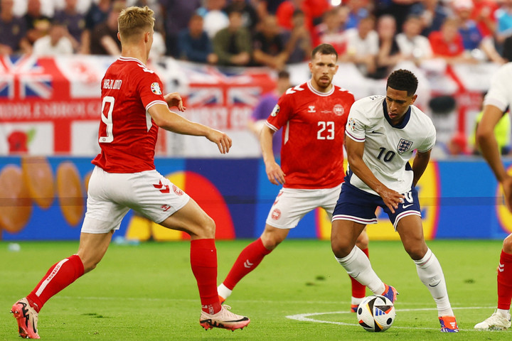 Đội tuyển Anh nhập cuộc ở nhịp độ chậm. (Ảnh: Reuters)