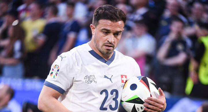 Shaqiri để lại dấu ấn.