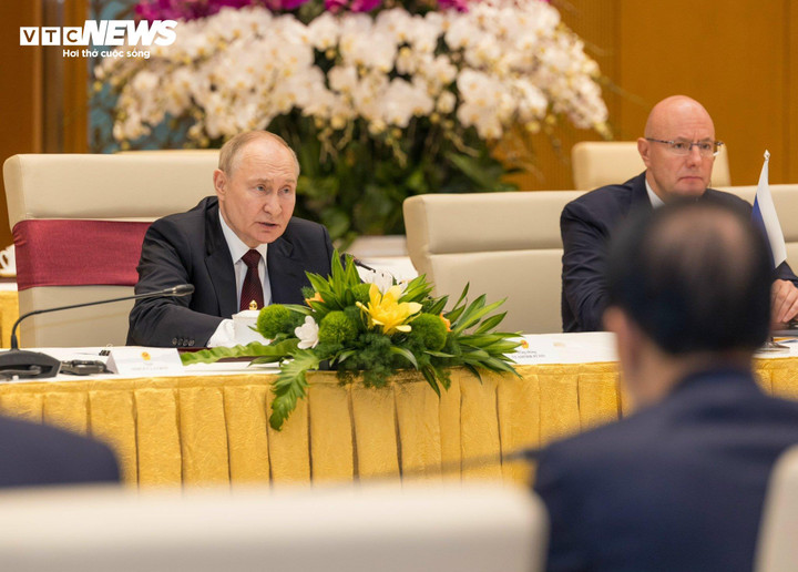 Tổng thống Nga Putin phát biểu tại cuộc hội kiến.