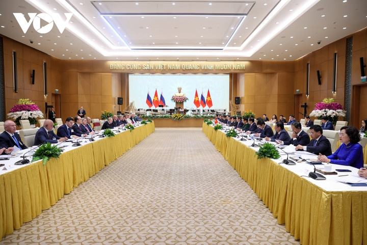 Thủ tướng Phạm Minh Chính hội kiến Tổng thống Liên bang Nga Vladimir Putin.