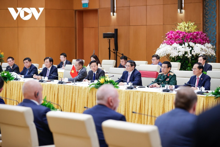 Thủ tướng Phạm Minh Chính cùng đoàn đại biểu cấp cao Việt Nam tại cuộc hội kiến.