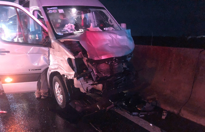 Vụ tai nạn liên hoàn giữa 3 xe trên cao tốc TP.HCM - Trung Lương khiến nhiều người nhập viện cấp cứu.