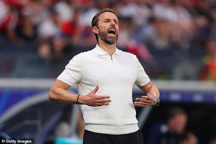 Gareth Southgate nhận nhiều chỉ trích từ dư luận.