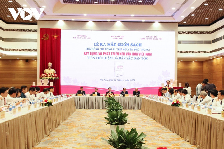Toàn cảnh Lễ ra mắt cuốn sách "Xây dựng và phát triển nền văn hóa Việt Nam tiên tiến, đậm đà bản sắc dân tộc" của Tổng Bí thư Nguyễn Phú Trọng.