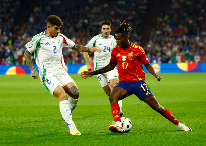 Italy không còn phong độ cao như tại EURO 2020. (Ảnh: Reuters)