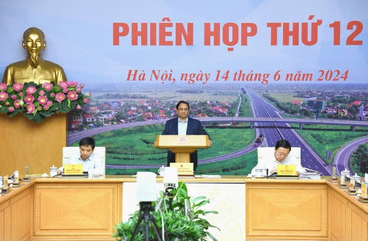 Thủ tướng Phạm Minh Chính phát biểu chỉ đạo tại phiên họp lần thứ 12 Ban Chỉ đạo Nhà nước các công trình, dự án quan trọng quốc gia, trọng điểm ngành Giao thông Vận tải. (Ảnh: VGP)