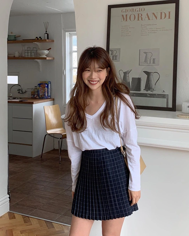 Chân váy tennis mang đến vẻ trẻ trung năng động.