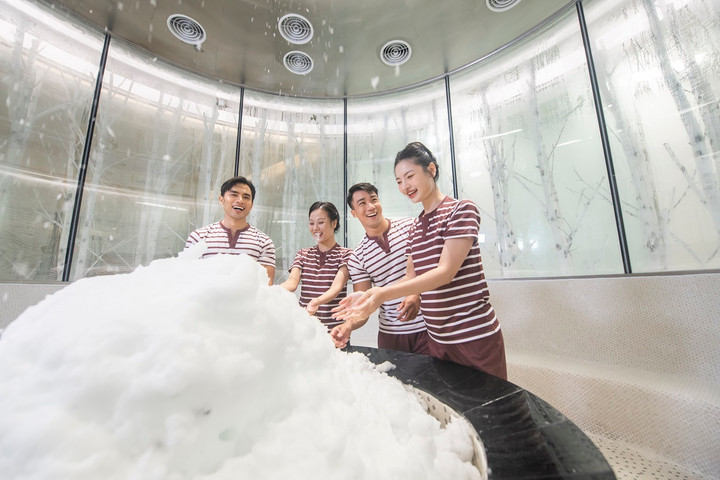 Tâm điểm du lịch hè WonderFest Nha Trang khuynh đảo mạng xã hội - 4