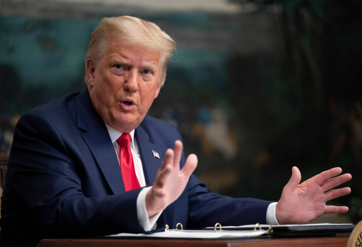 Ông Donald Trump phát biểu tại cuộc họp báo ở Washington, D.C., Mỹ. (Ảnh: AFP/TTXVN)