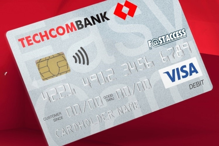 Có thể dùng thẻ ATM Techcombank rút tiền ở nhiều ngân hàng khác. (Ảnh minh họa)