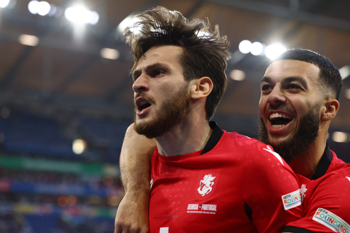 Khvicha Kvaratskhelia ghi bàn vào lưới ĐT Bồ Đào Nha ở EURO 2024