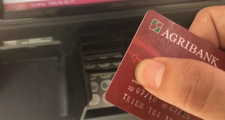 Thẻ ATM Agribank nội địa có hạn 5 năm. (Ảnh minh họa)