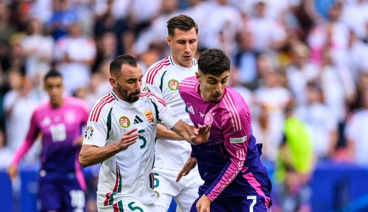 Attila Fiola (Hungary - 6,35 điểm): Trong 2 trận Fiola đá chính, Hungary để thủng lưới đến 5 bàn. Khi cầu thủ này ngồi dự bị, Hungary đã giữ sạch lưới và thắng Scotland 1-0. Dù vậy, chừng đó là không đủ để giúp đội tuyển này giành vé đi tiếp.