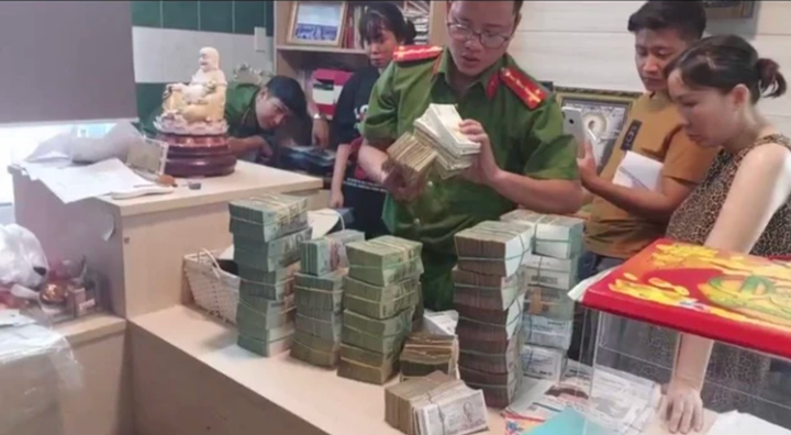 Người đại diện pháp luật 116 công ty đã bị tạm giam do rửa tiền.