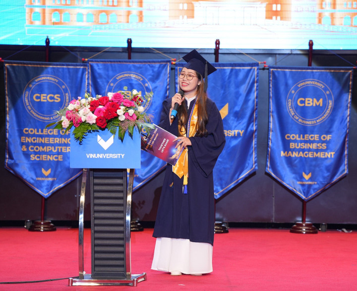 32% tân khoa được các tập đoàn toàn cầu như McKinsey, Boston Consulting Group, National Australia Bank, Woori Bank, Google, Bosch, Akzo Nobel, IBM, Alphasights… mời làm việc ngay khi chưa tốt nghiệp với mức lương và đãi ngộ hấp dẫn.