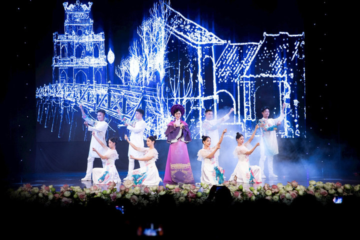 Sự kiện không chỉ là dịp tôn vinh giá trị văn hóa truyền thống mà còn là cơ hội kết nối cộng đồng yêu thích áo dài, góp phần thúc đẩy công cuộc bảo tồn và lan tỏa di sản văn hóa Việt Nam, xây dựng không gian văn hóa áo dài, tiến tới hoàn thiện hồ sơ đệ trình lên UNESCO để tôn vinh quốc phục Việt Nam.