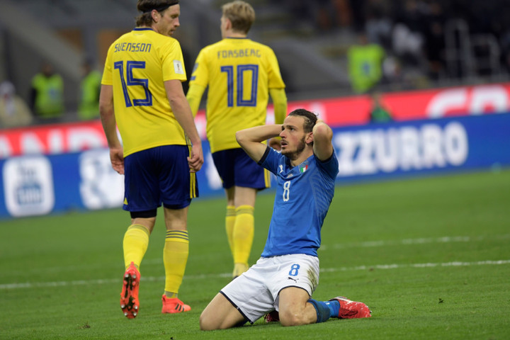 Italy thêm một lần nữa không vượt qua vòng loại World Cup sau 59 năm. Lần này, họ thi đấu play-off để lấy vé đến Nga năm 2018. Jakob Johansson ghi bàn duy nhất trong 2 lượt đi và về để giúp Thụy Diển đi tiếp, đồng thời loại Italy.