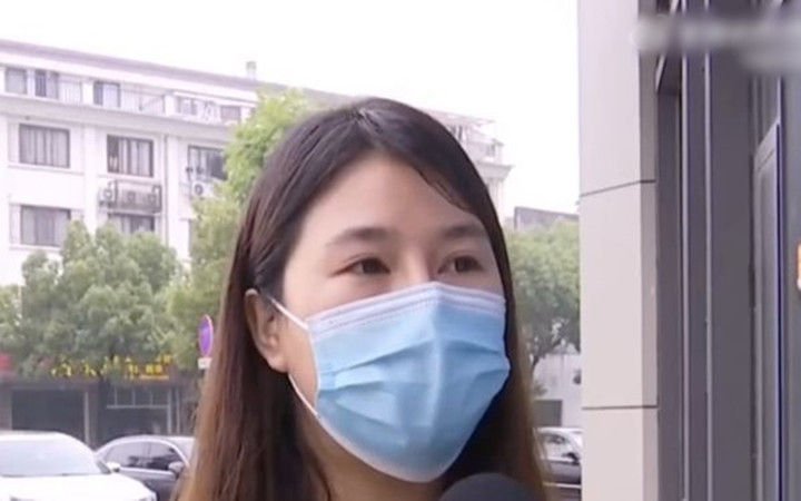 Cô gái kêu cứu vì không có khả năng trả khoản vay mua nhà.