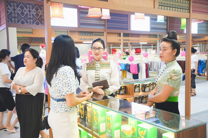 Vincom Plaza Điện Biên Phủ kiến tạo dấu ấn tiên phong nơi mảnh đất lịch sử - 4