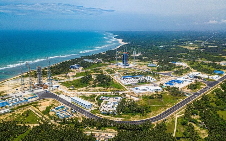 Toàn cảnh bãi phóng trung tâm vũ trụ thương mại ở tỉnh Hải Nam. (Ảnh: Tân Hoa xã)