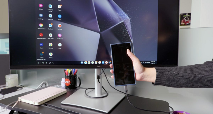 S24 Ultra có thể biến thành bàn di chuột trong chế độ DeX.