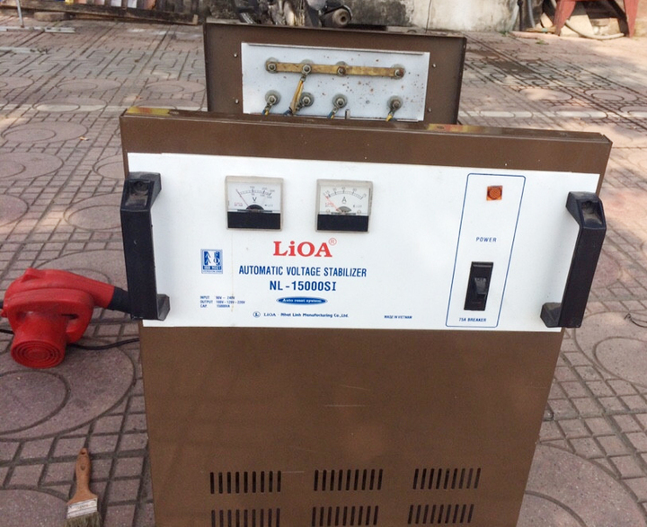 Sử dụng ổn áp giúp duy trì điện áp ổn định cho điều hòa, bảo vệ thiết bị khỏi những biến động của điện áp. (Ảnh: Cielo WiGle)